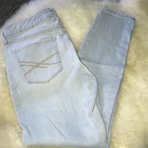 Light wash Aeropostale jeans